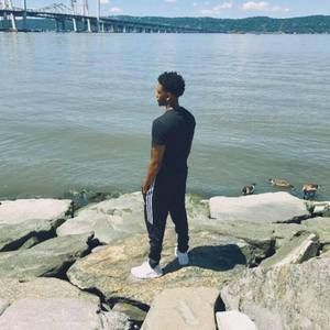 Meet your Posher, Martin